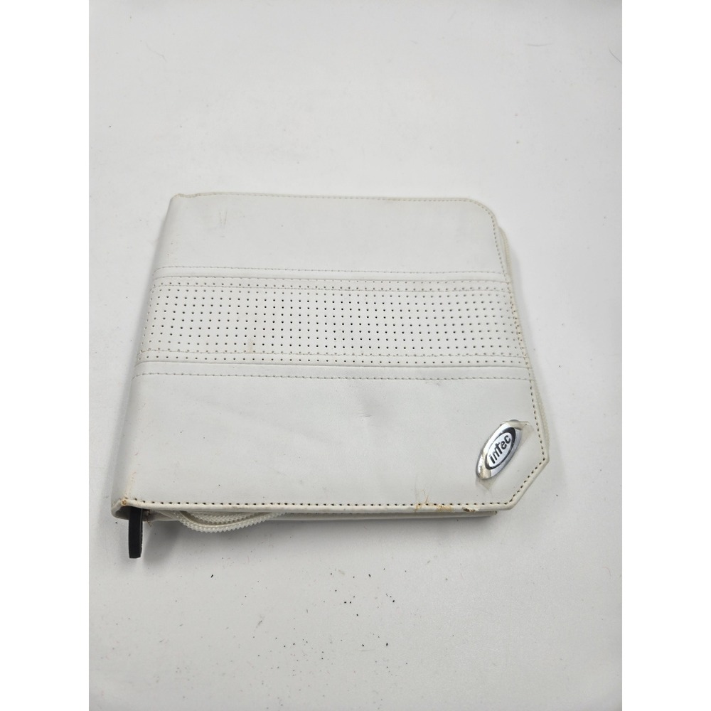 Intec Game Cartridge Storage Case White Faux Leather Zip Binder for DS Games